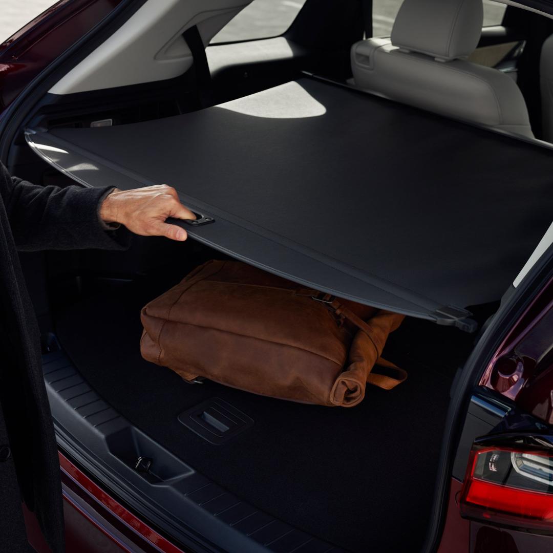 Retractable Cargo Cover