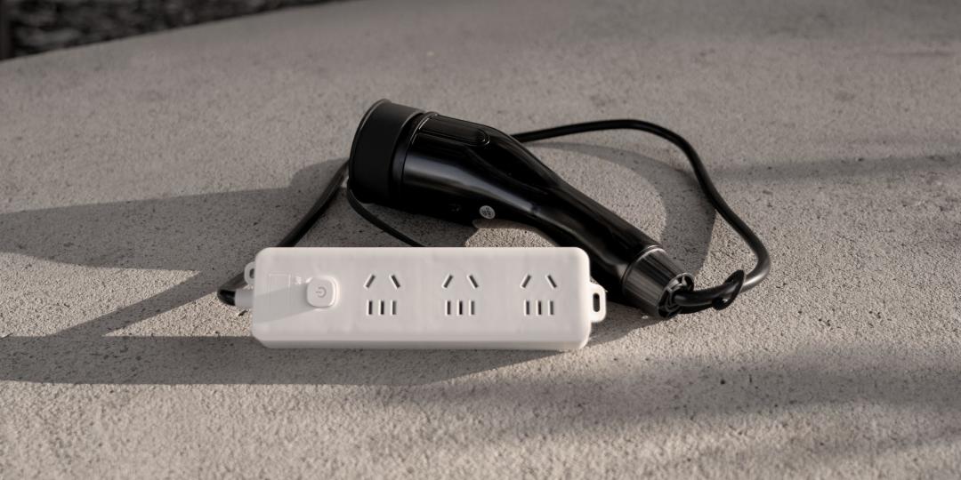 Vehicle to Load Cable (10 amp) - 1 meter cable with the ‘3’ power outlets