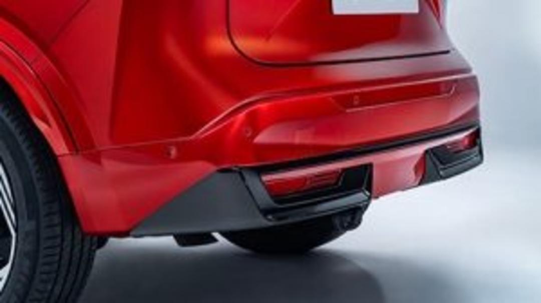 UNDER COVER, REAR (BLACK)