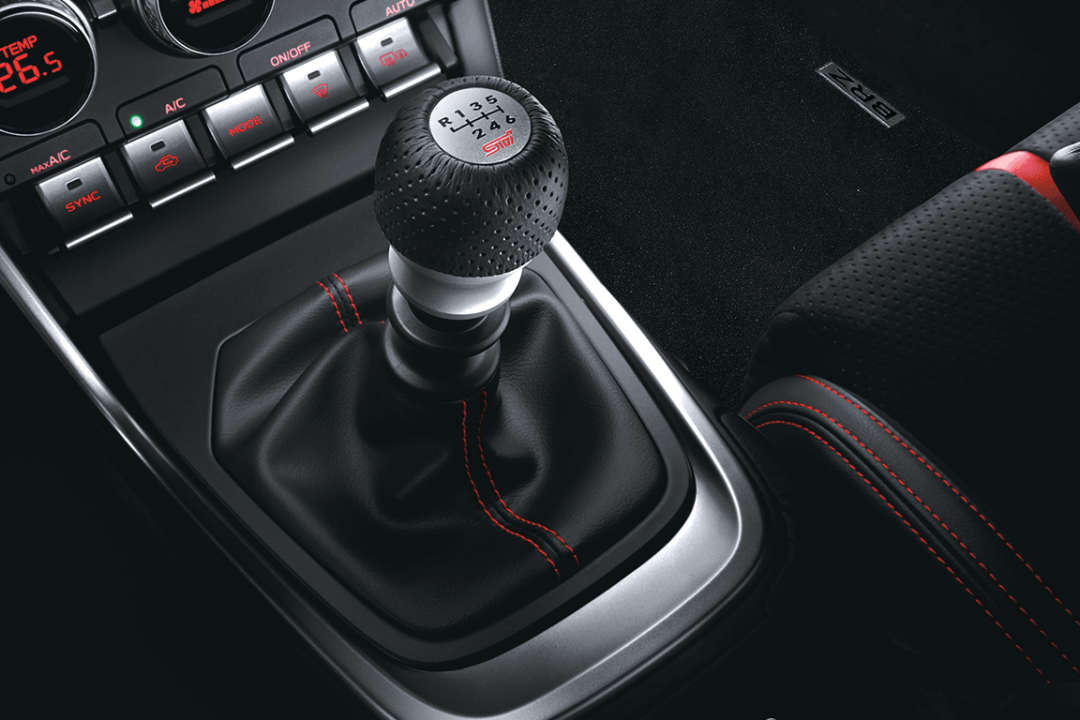 STI Leather Shift Knob - MT