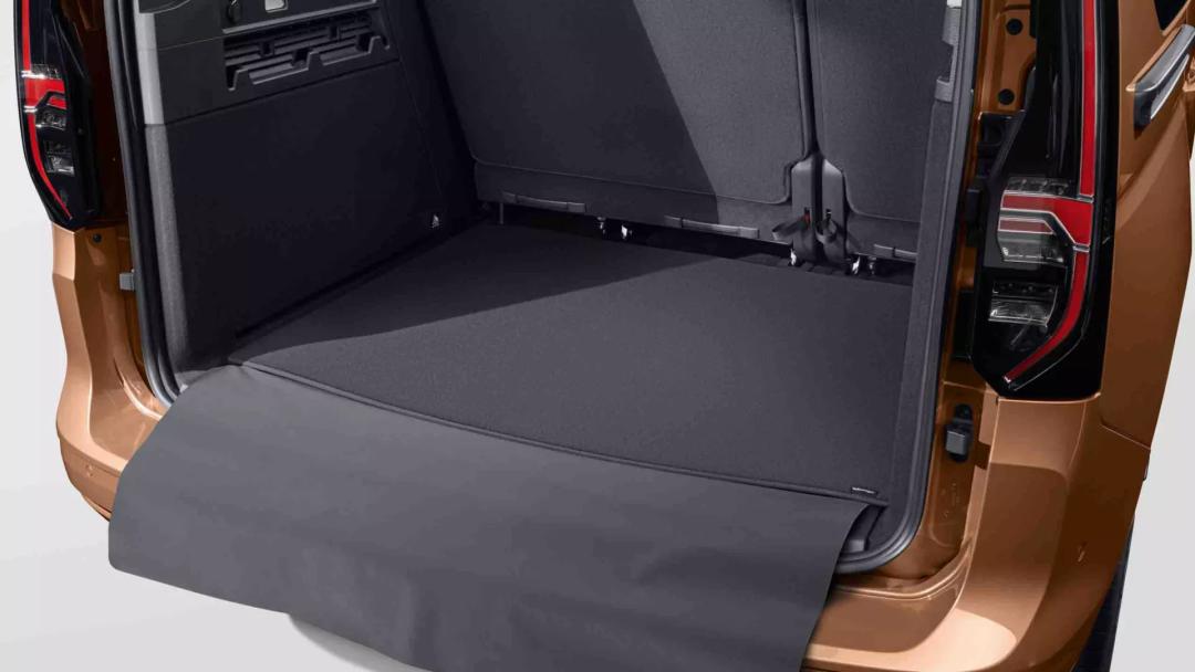 Luggage reversible floor covering