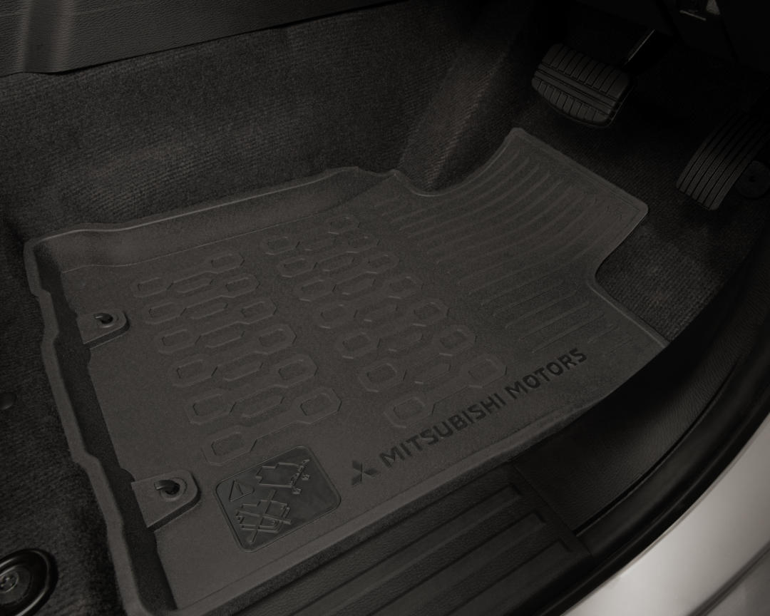 Rubber Mats with High Edge - Double Cab