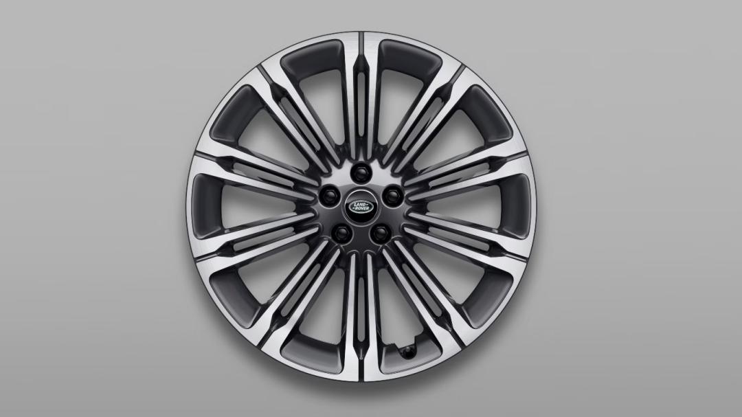 23" Style 1075, Diamond Turned with Dark Grey contrast