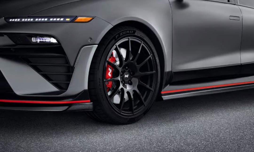 20" NP01 forged alloy wheels