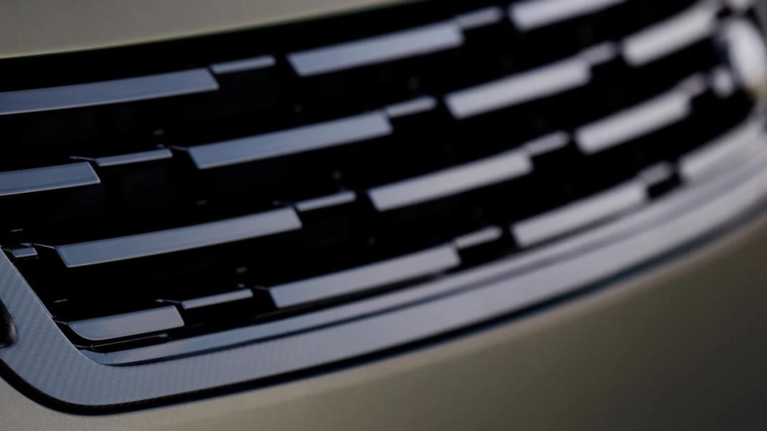 GRILLE – CARBON