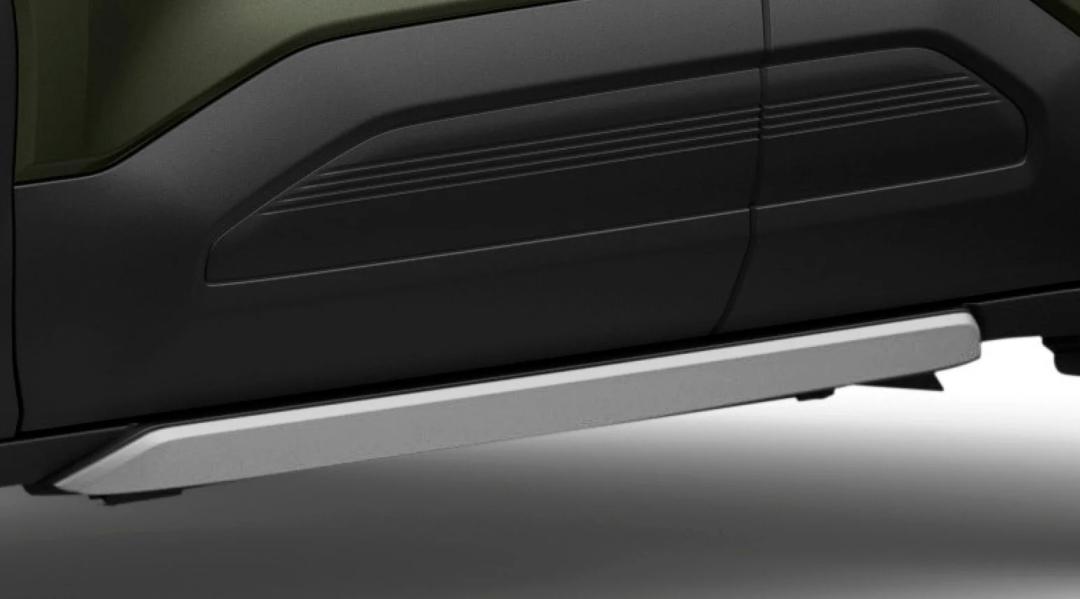e VITARA Side Under Garnish