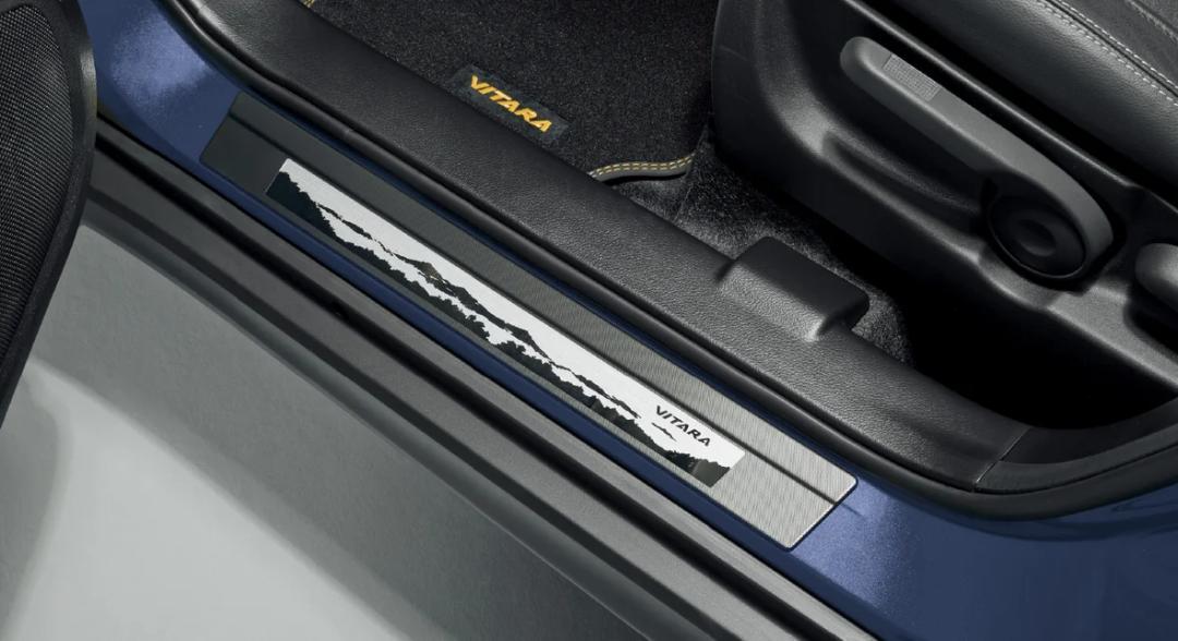Vitara Hybrid - Elegant Door Sill Guard (Set of 4)