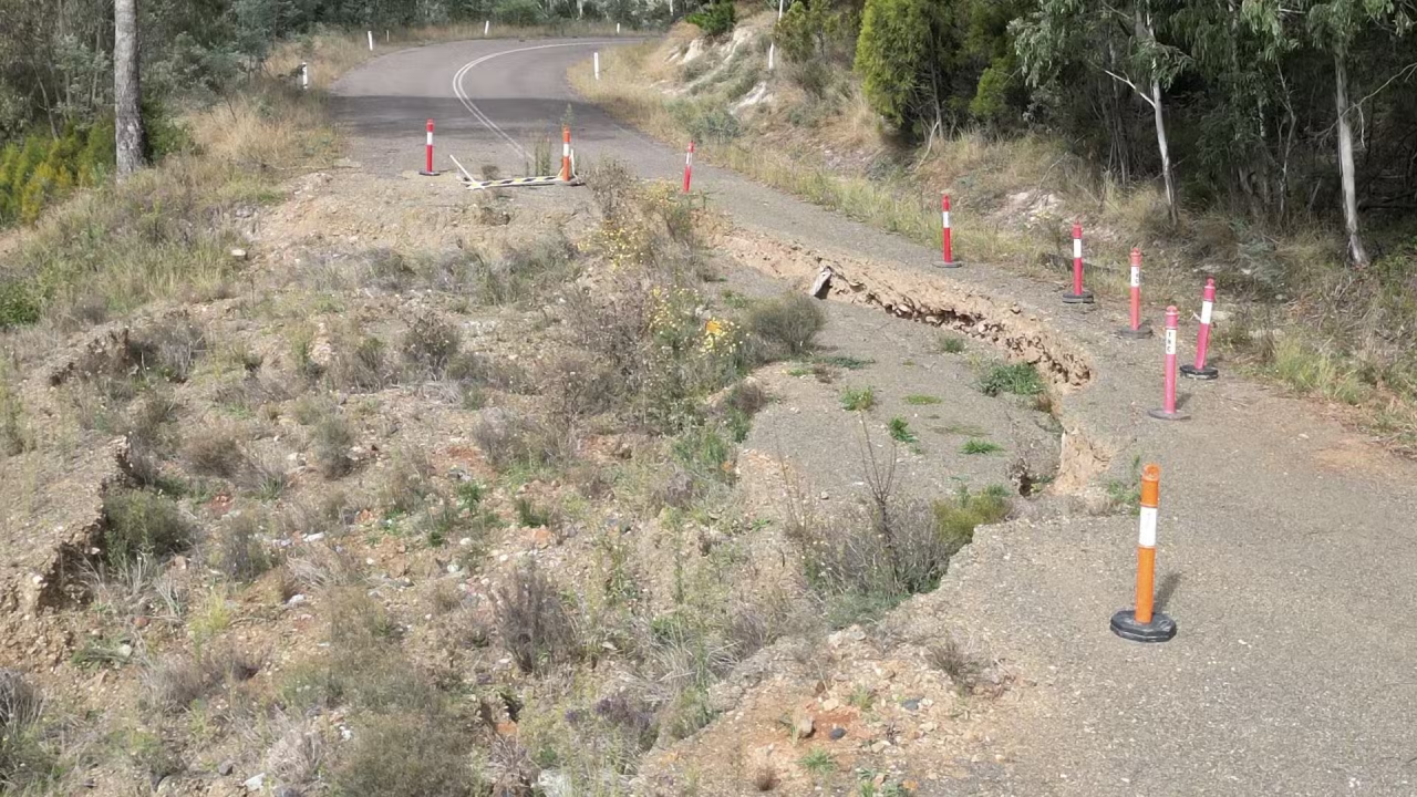 Australia’s Pothole Problem: How Poor Road Conditions Are Frustrating Drivers Nationwide featured image