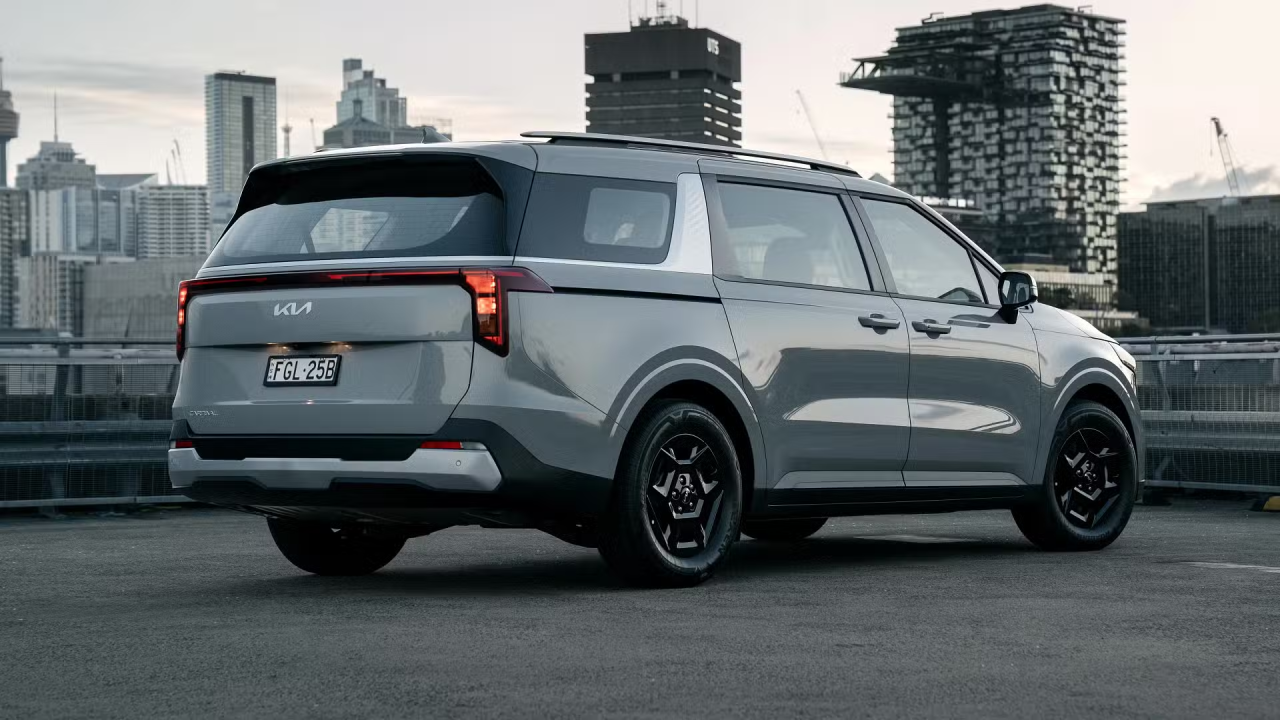 Discover the 2025 Kia Carnival at Tynan Kia Sutherland: Now with More Hybrid Options! featured image