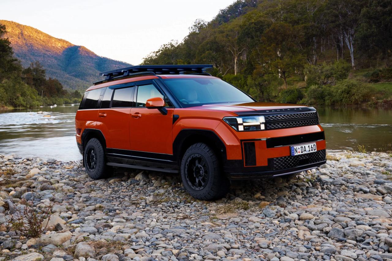 Explore the New XRT Option Packages for the 2025 Hyundai Santa Fe featured image