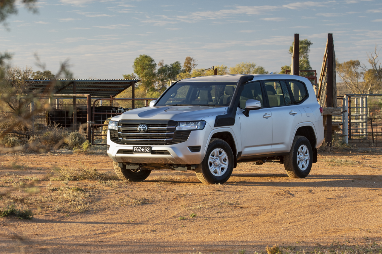 Here’s what’s new in the 2025 LandCruiser 300 GX featured image