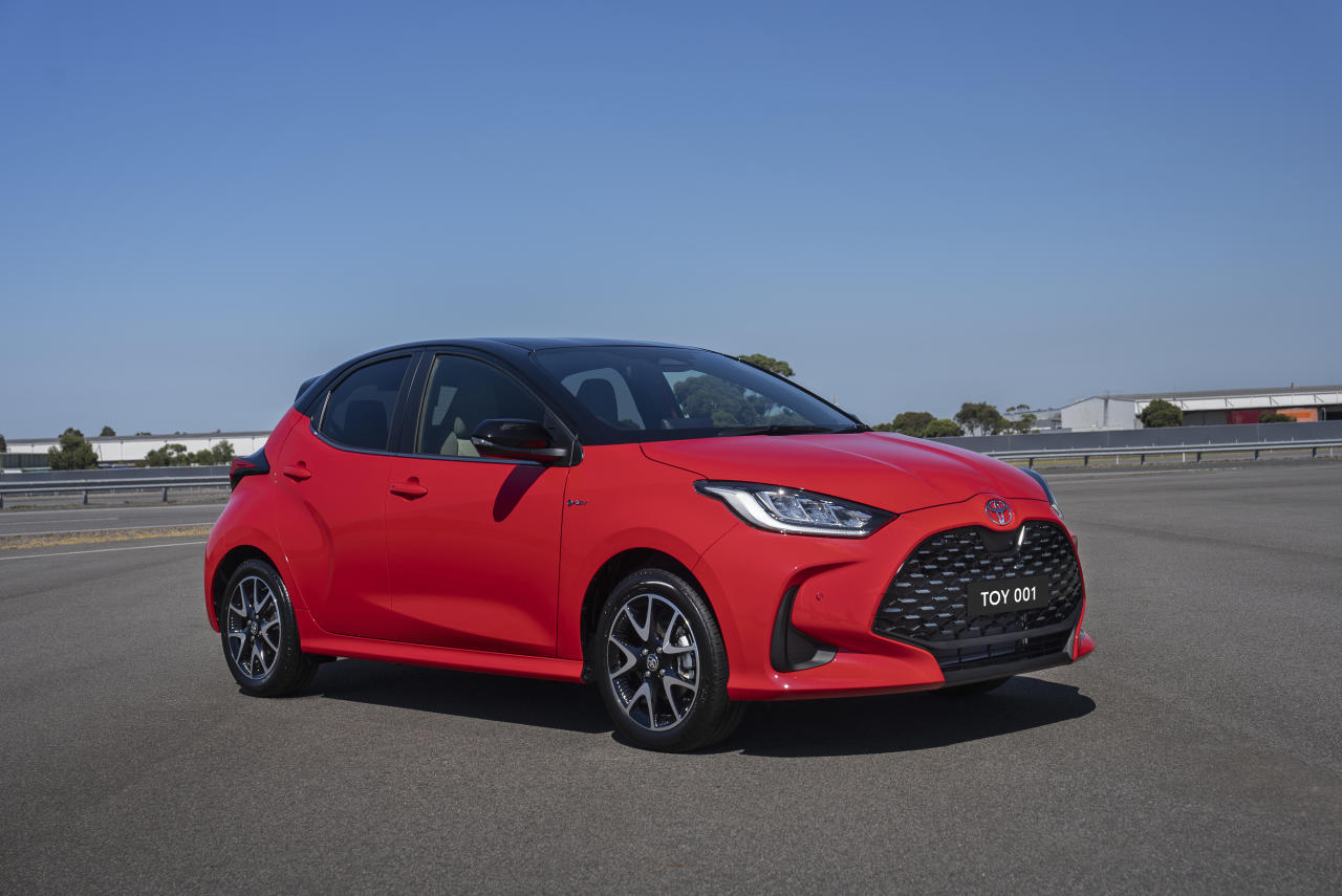 Upgraded Toyota Yaris Hatch Arrives With Hybrid-Only Lineup featured image