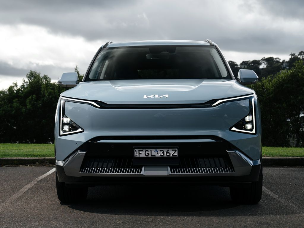 Kia Adjusts Sales Expectations for the EV5 Amid Growing BEV Competition featured image