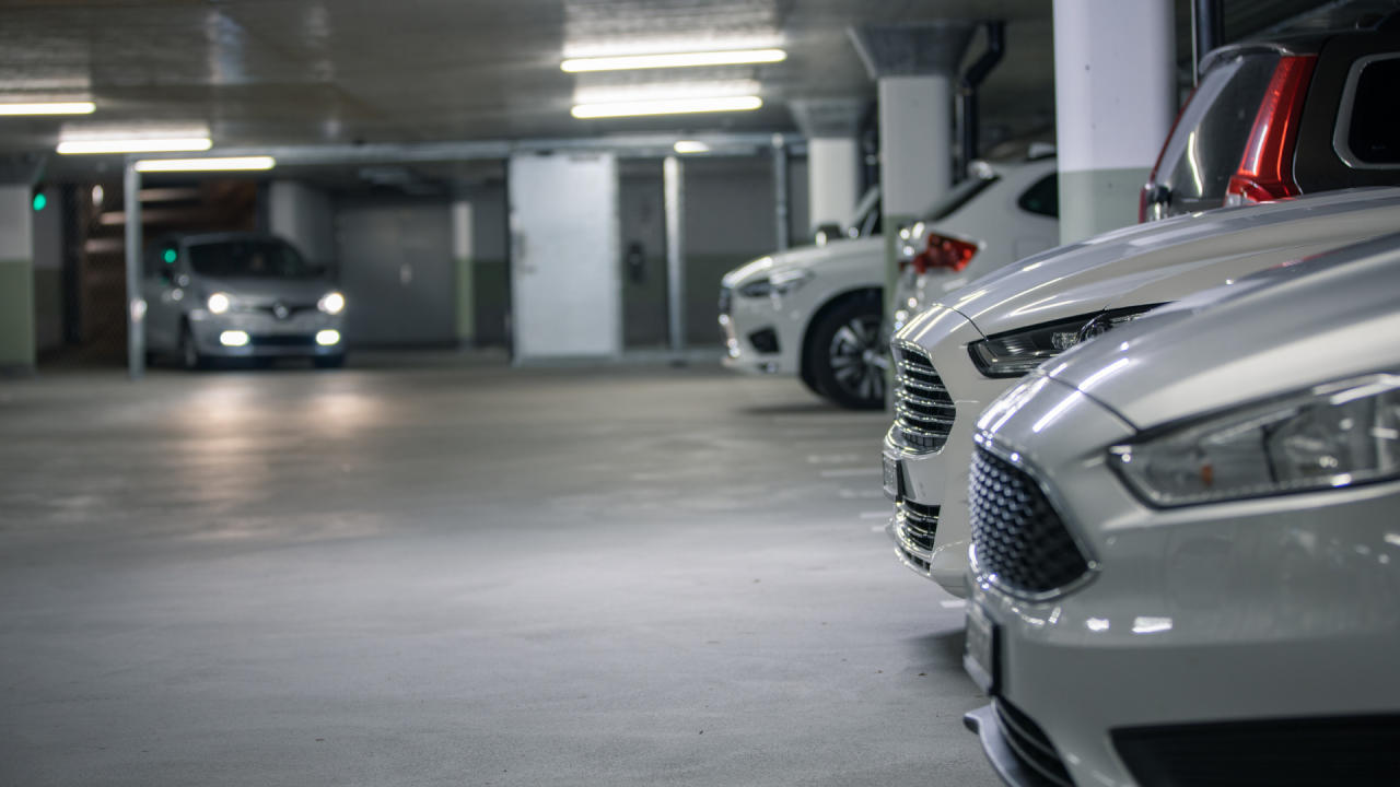 Parking in the city with a 4WD featured image