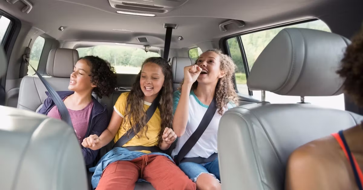 How to Keep the Kids Entertained on Long Drives featured image