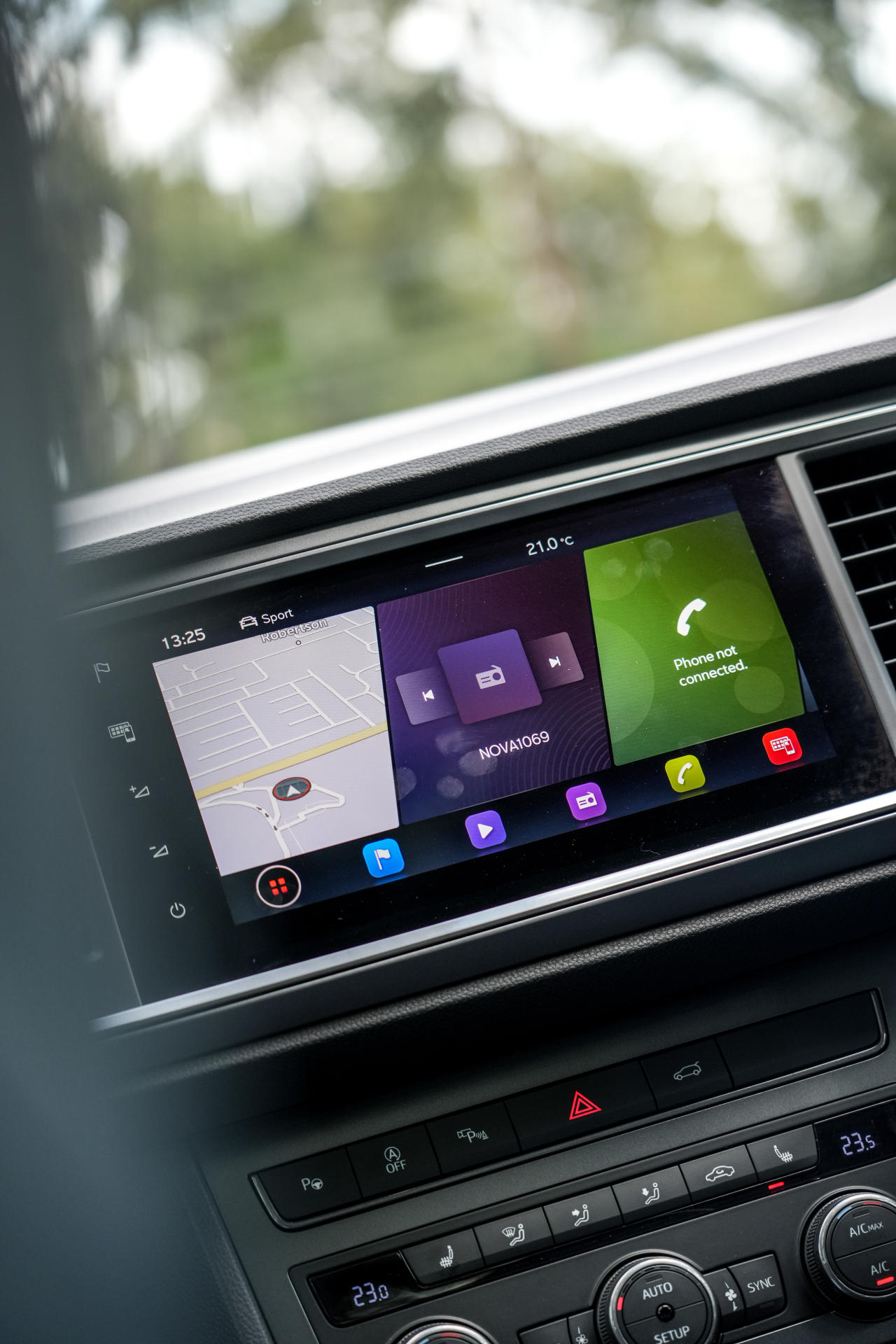slider image