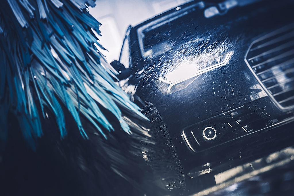 The Best Way to Wash Your Car: Auto, Laser, or Hand Wash? featured image