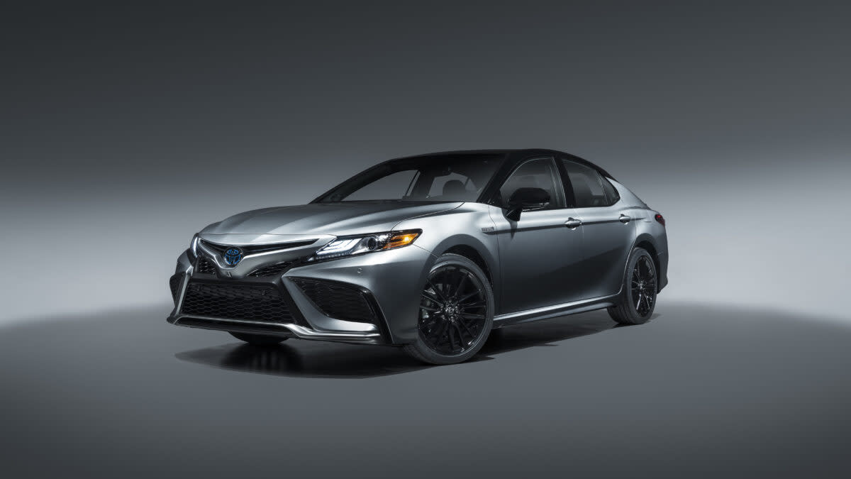 TOYOTA UNVEILS A BOLDER, MORE STYLISH AND SAFER CAMRY featured image