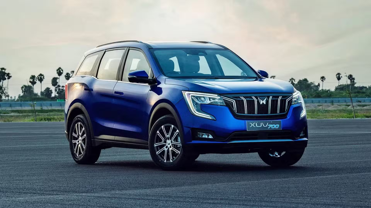 2025 Mahindra XUV700 Black Edition: Bold New Look, Impressive Features featured image