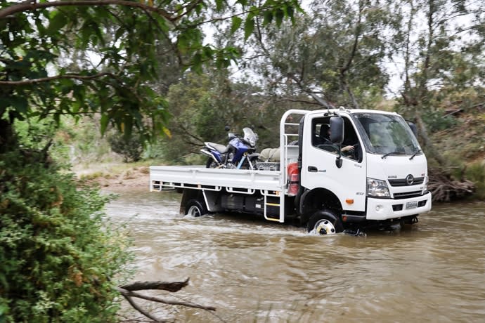 2017 Hino 300 817 4x4 Crew: Review featured image