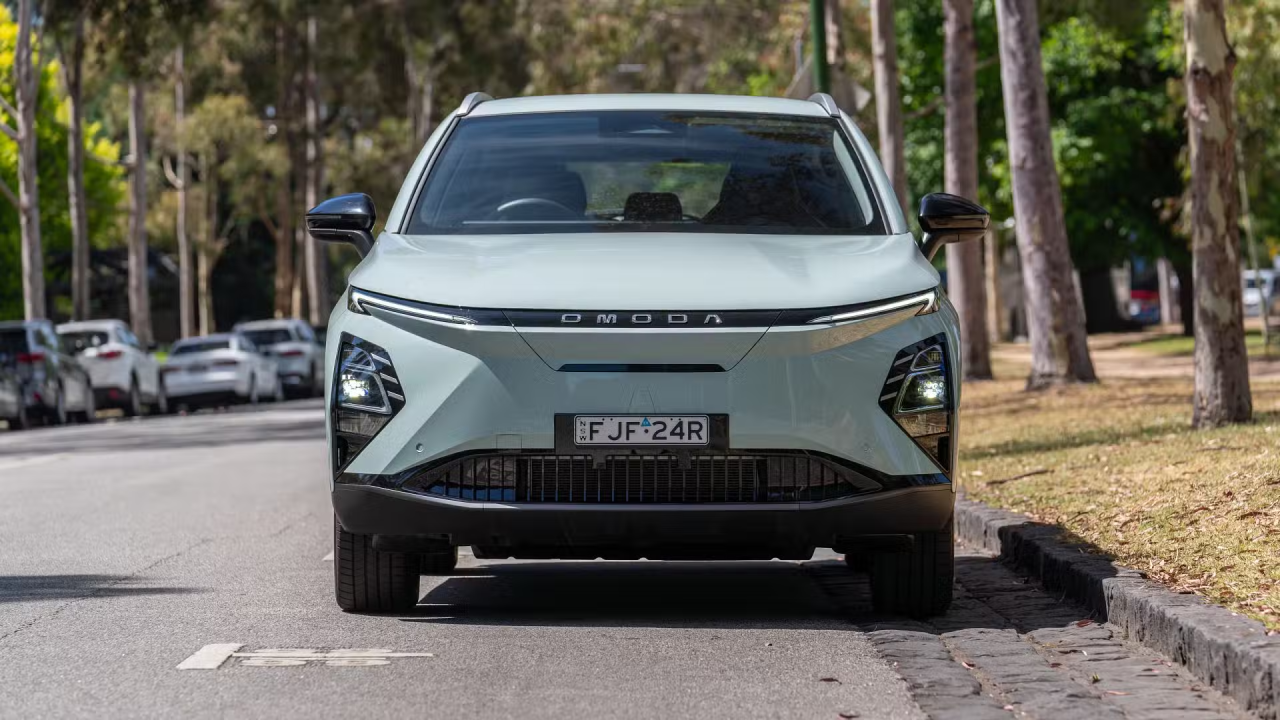 Chery Omoda E5 Slashes Prices: One of Australia’s Most Affordable EVs featured image