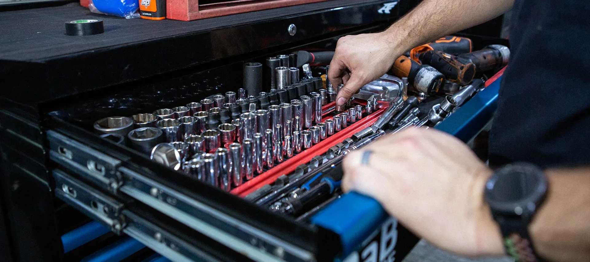 CAR REPAIRS