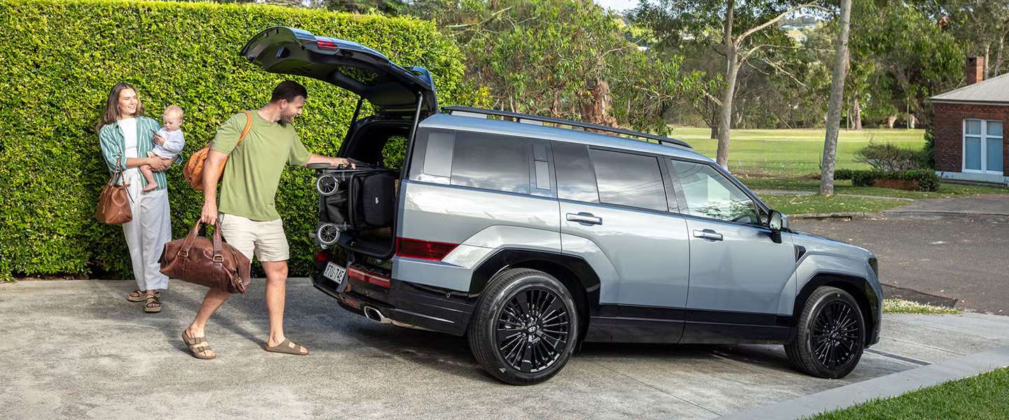  Space to spare: 642 litres of boot space makes packing effortless. 