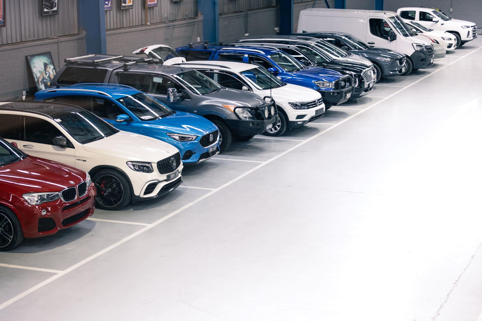 <b>FIND ME A CAR</b>