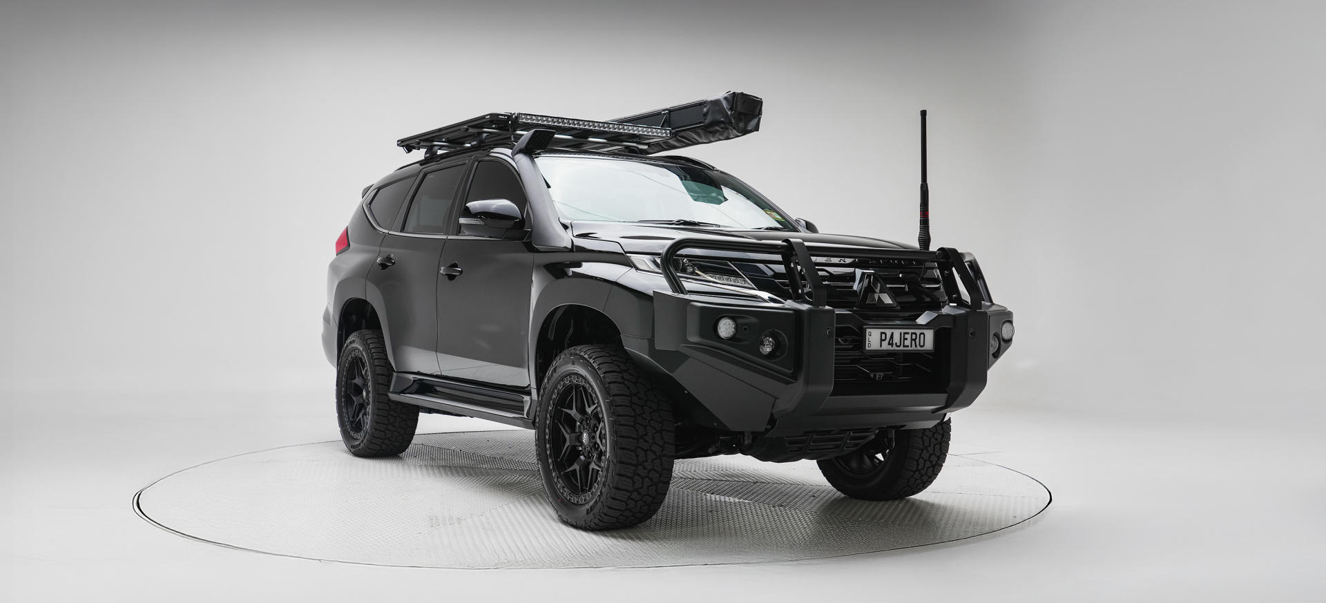 <custom style="color: var(--none);">Pre-Owned 4x4s</custom>