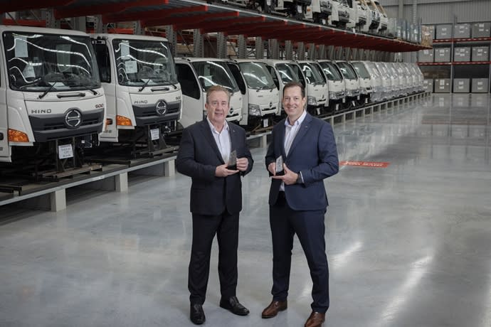 Greg Bleasel (Vice President – Product Support for Hino Australia) and Gus Belanszky (General Manager Service and Customer Support) with the awards.