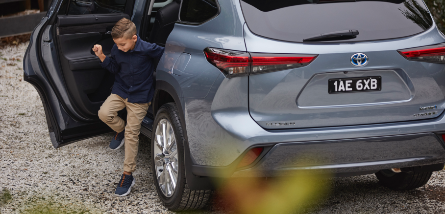 Used 7-Seat + Family Cars for Sale in Perth