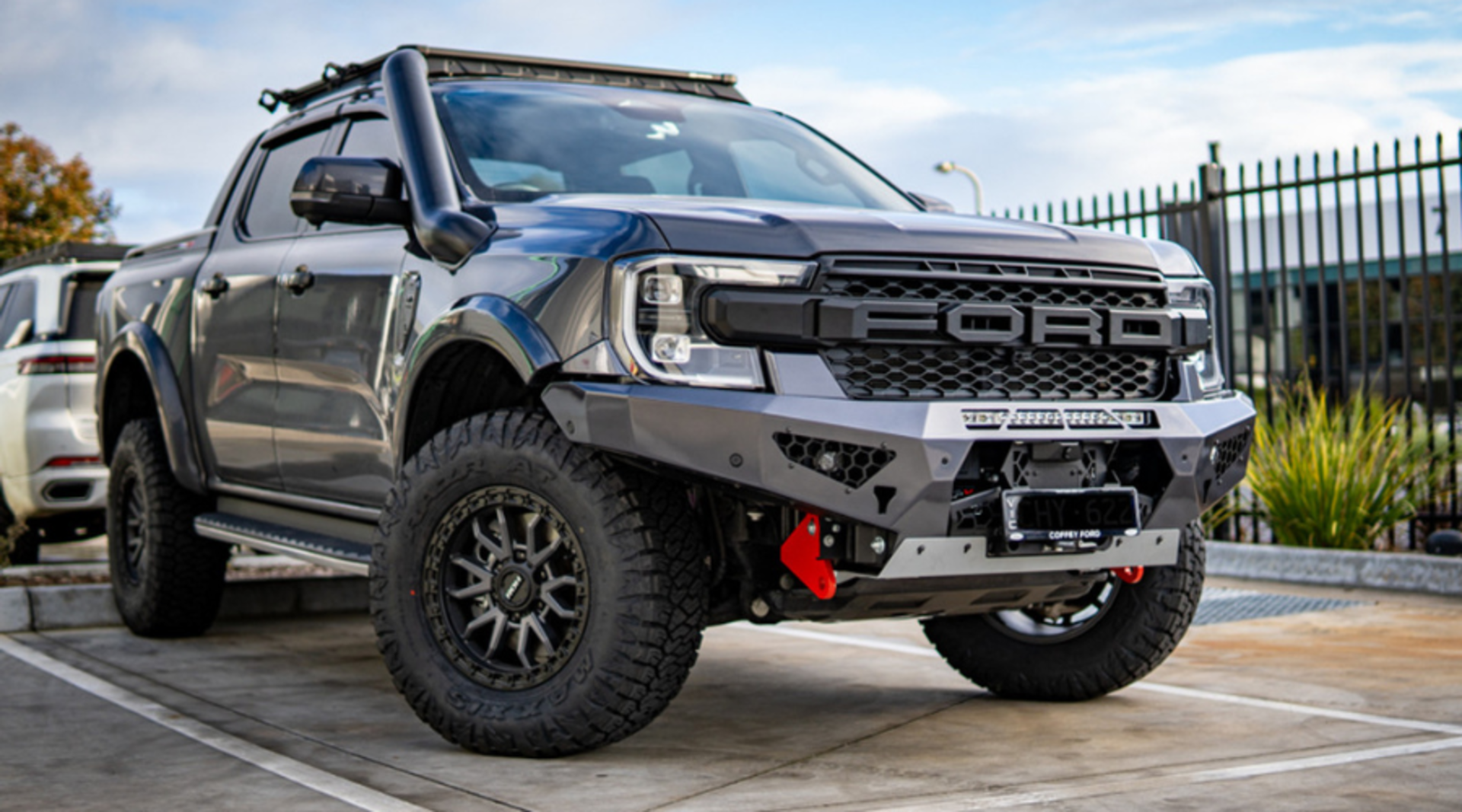 Non Looped Bull bar from Off Road Animal Darra 4x4