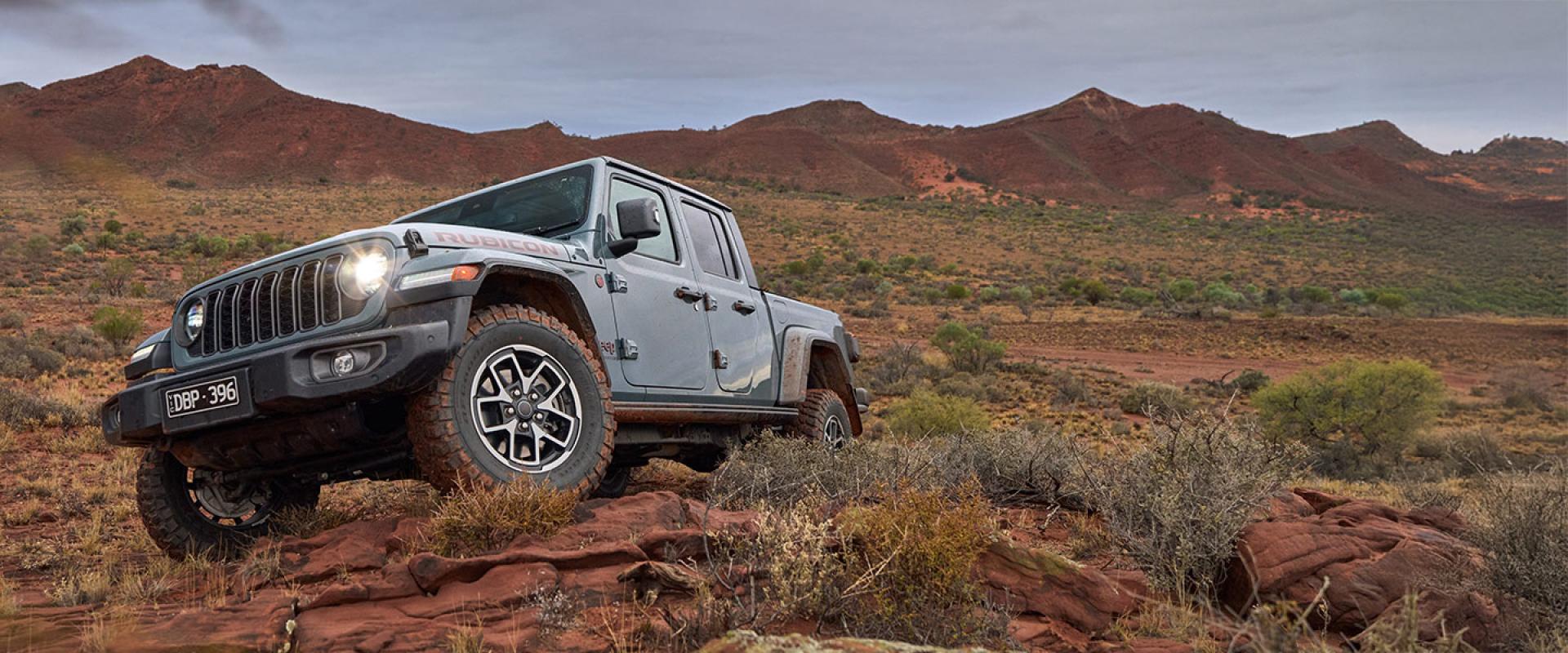 What's New in the 2025 Jeep Gladiator? banner
