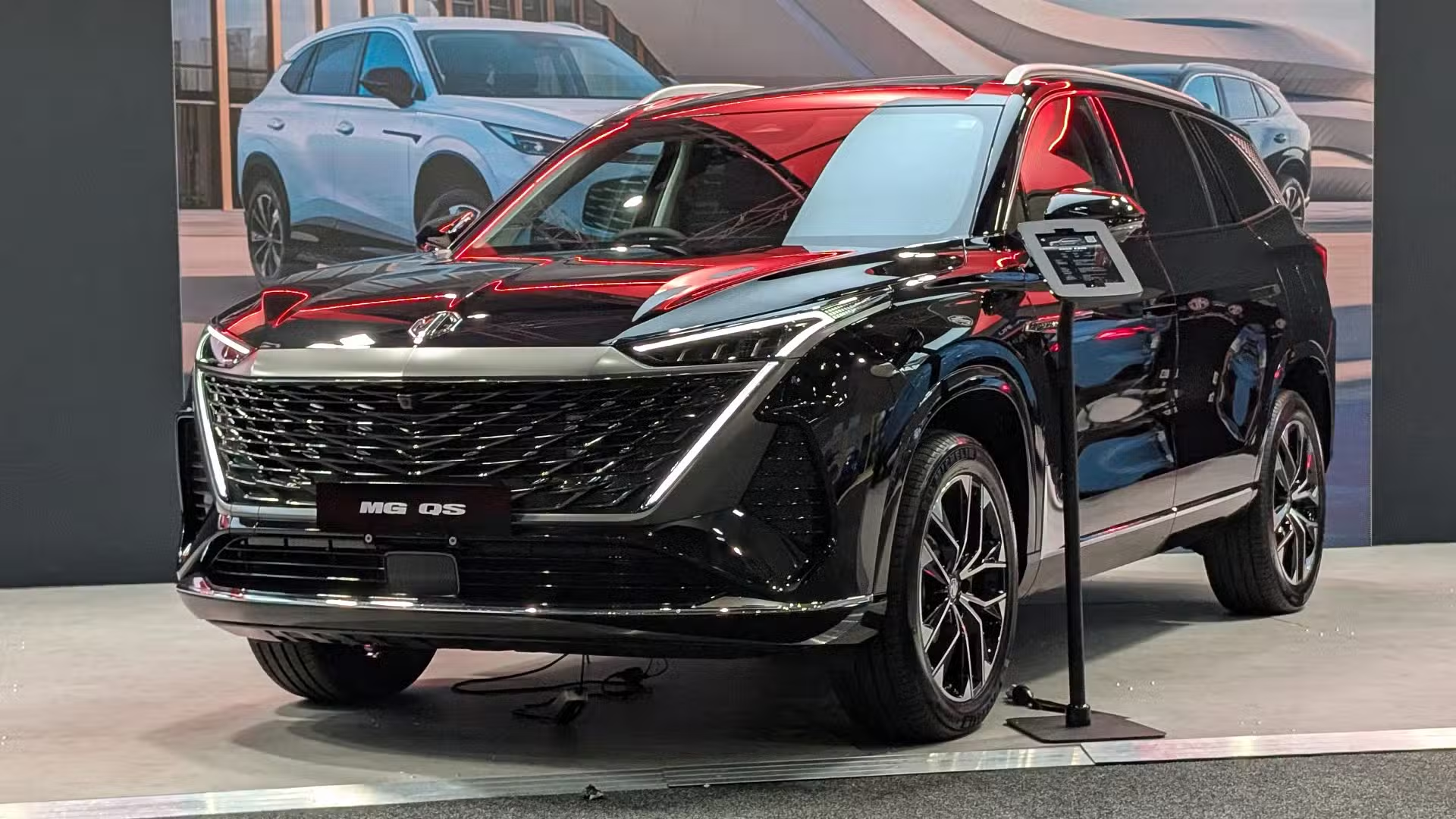 Introducing the 2025 MG QS: MG's First Seven-Seat SUV for Australia banner