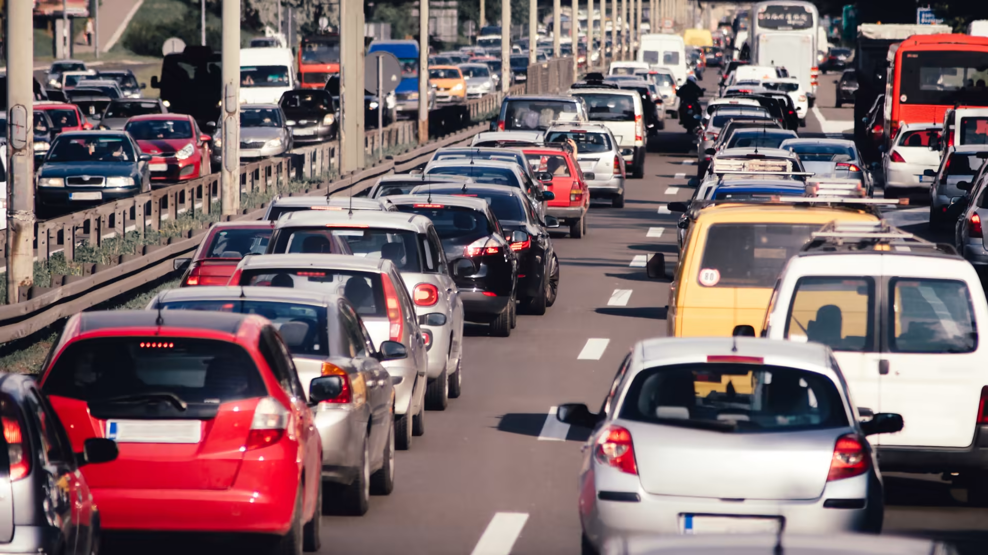 Shifting Gears: Rethinking Emissions Testing Amidst Real-World Discrepancies banner