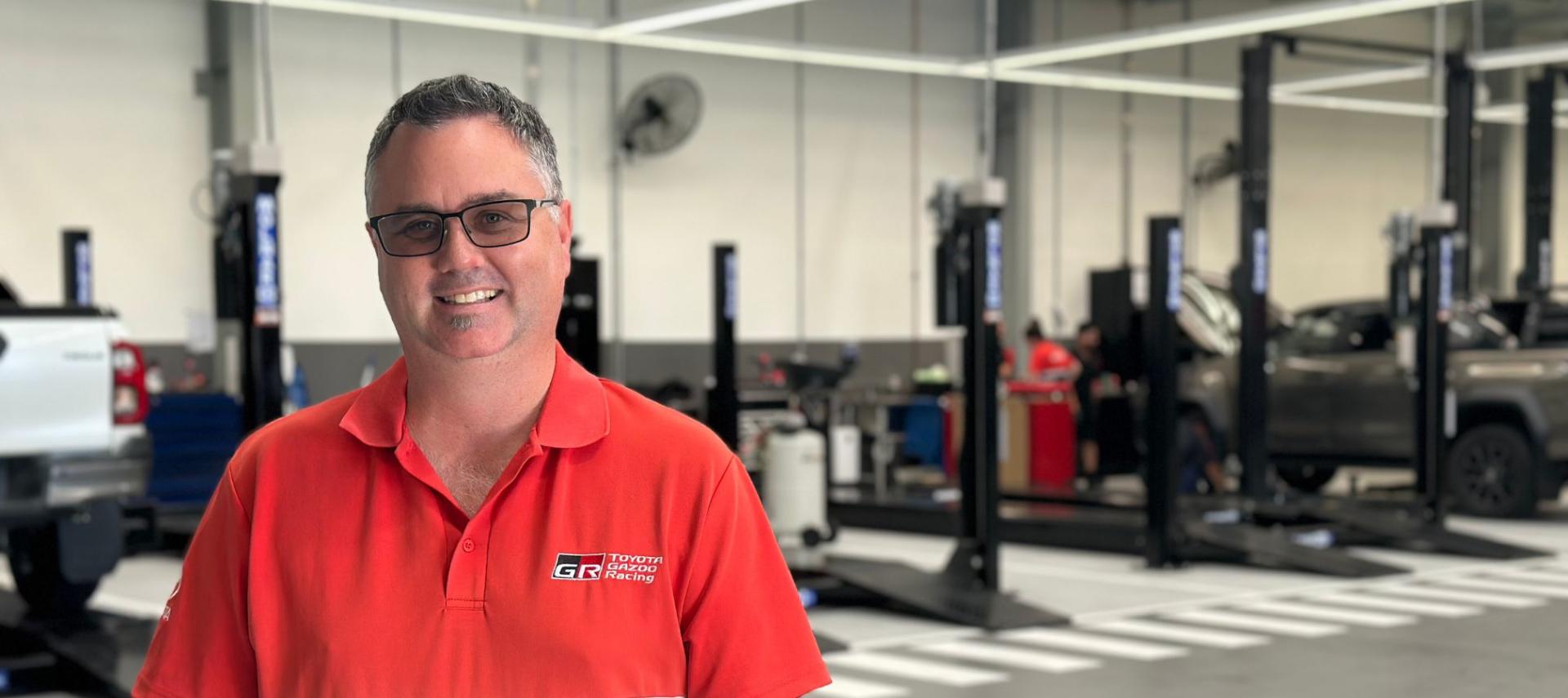 Is It Worth Servicing Your Car At A Toyota Dealer VS A General Mechanic?