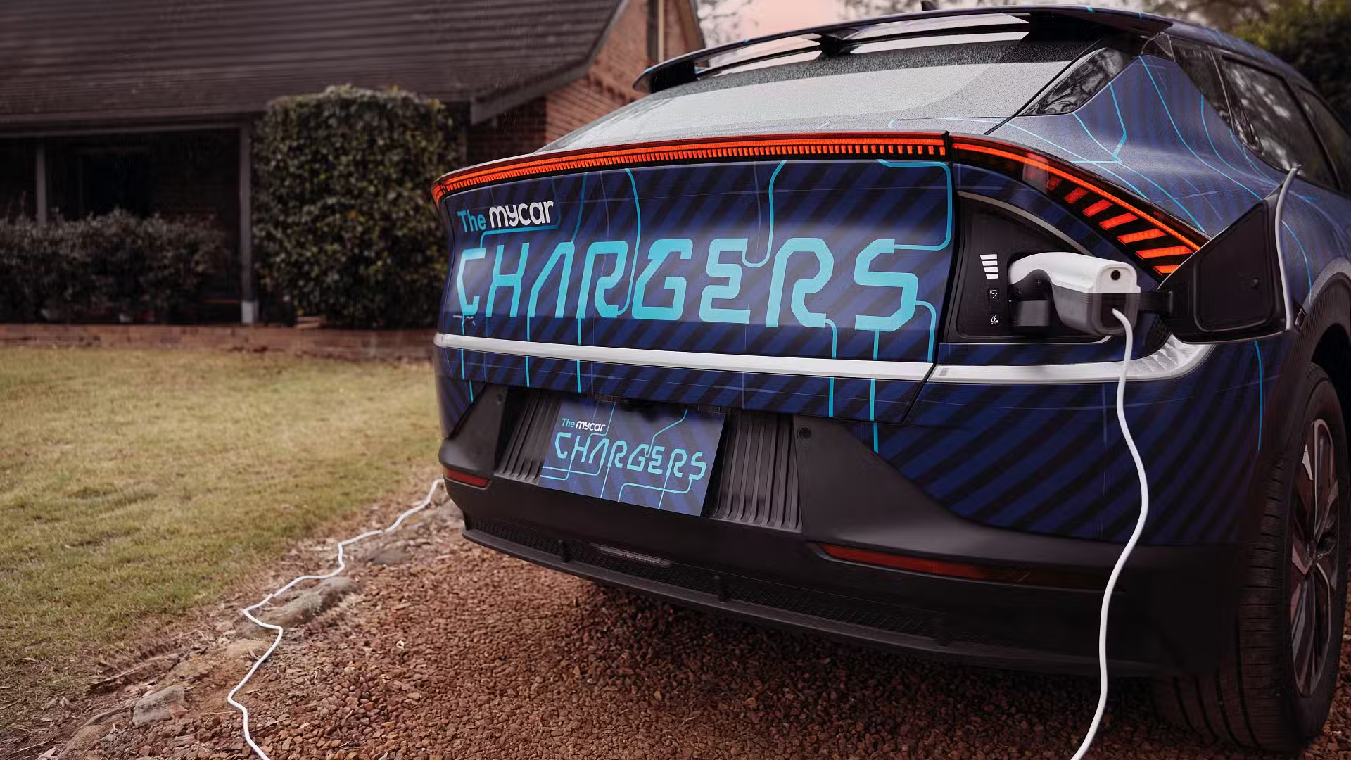 New Initiative Mobilizes EV Owners to Power Communities After Natural Disasters banner