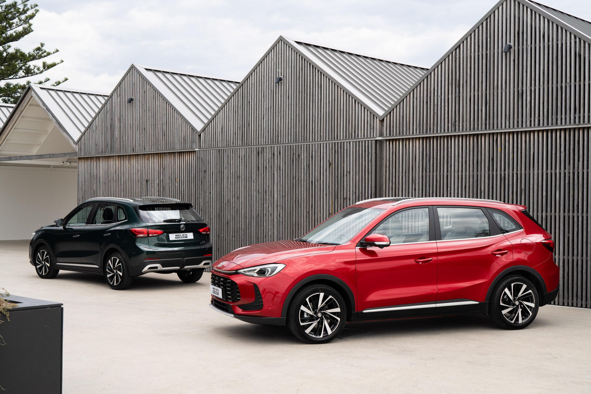 The 2025 MG ZS: Hybrid Debut, Petrol Powertrains to Follow banner