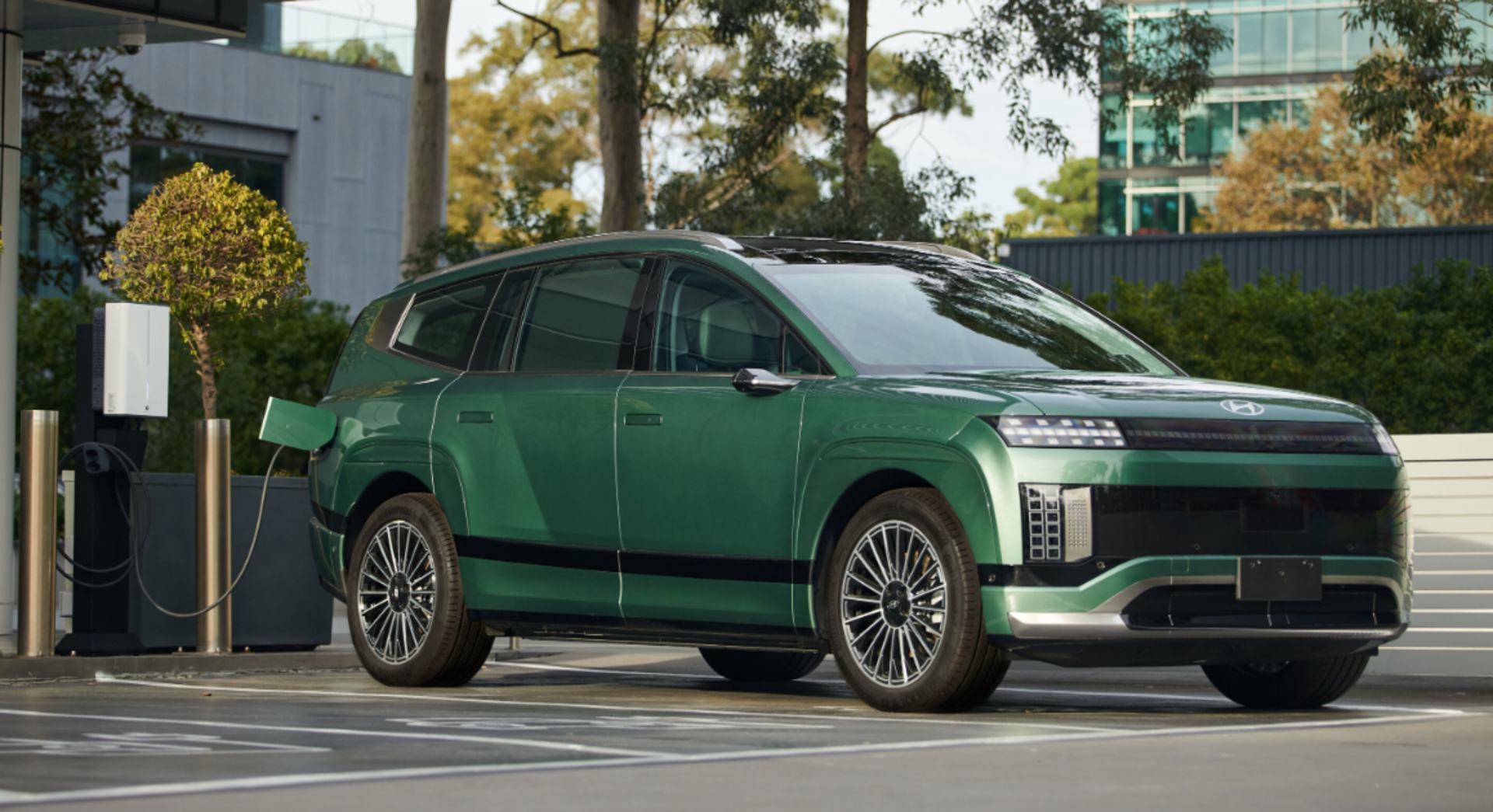 Hyundai Leads Australia's First Vehicle-to-Grid Milestone banner