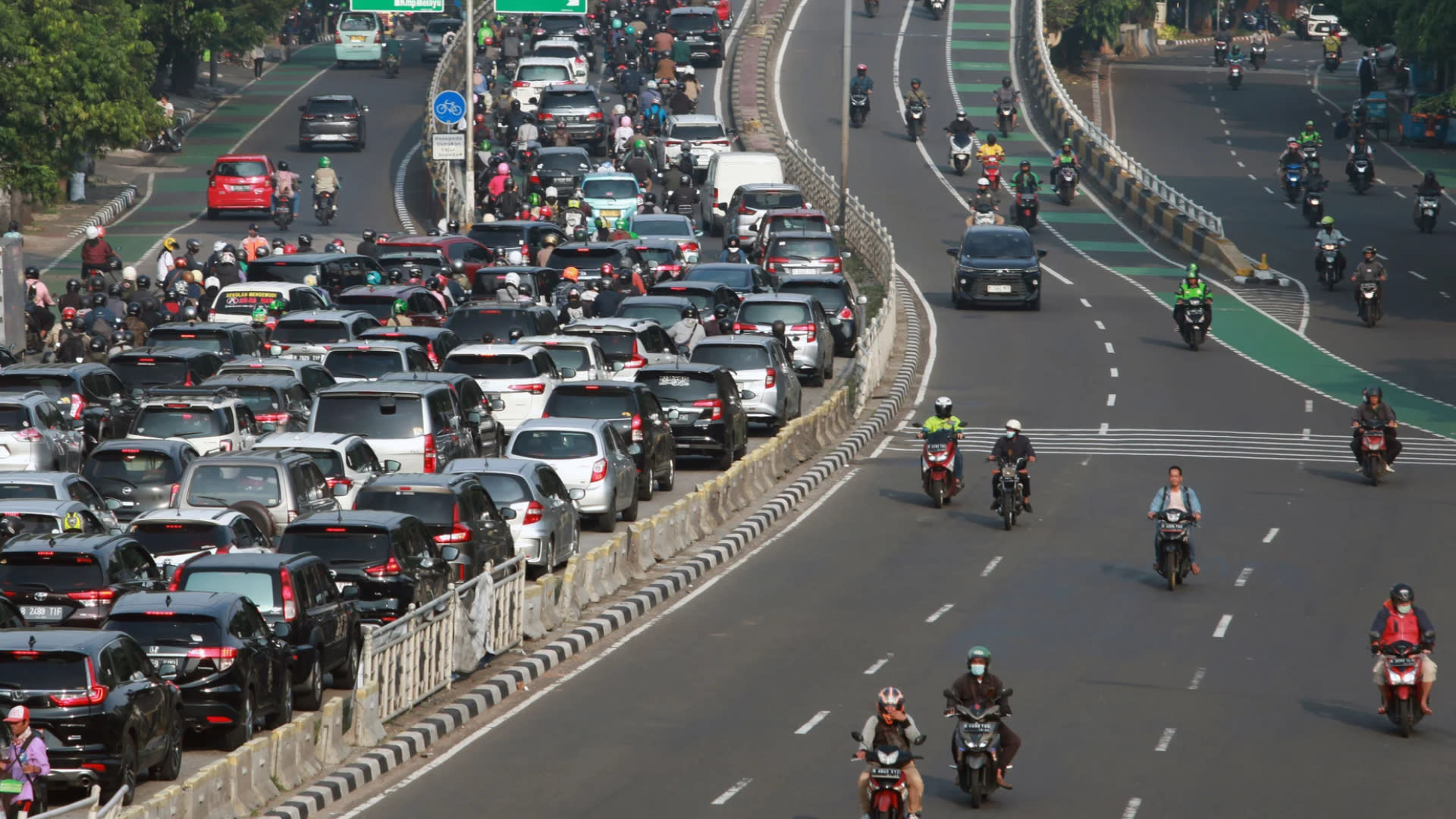 Lane Splitting Laws in QLD banner