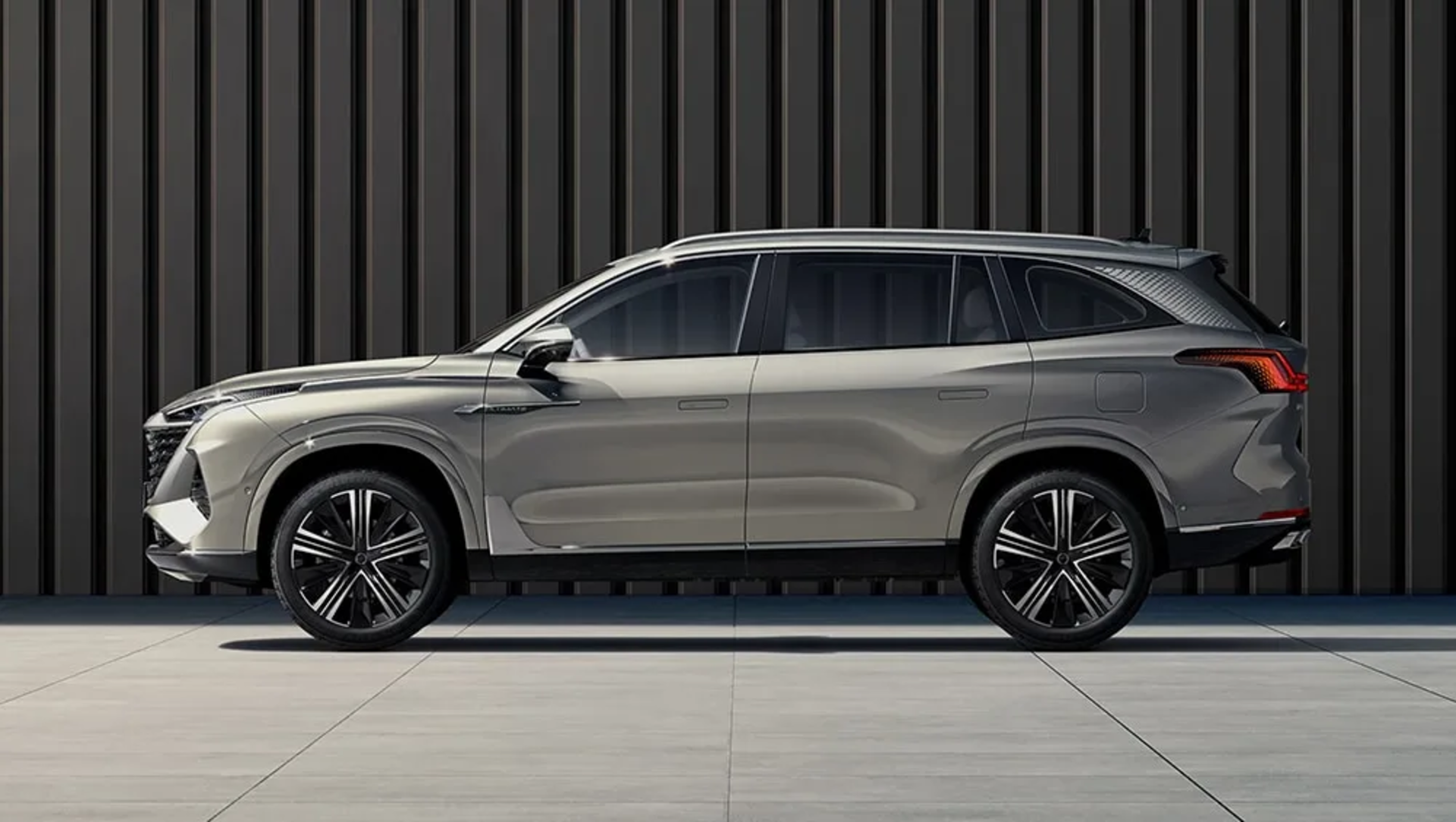 The All-New MG QS Seven-Seat SUV Arrives Soon at Tynan MG Sutherland banner