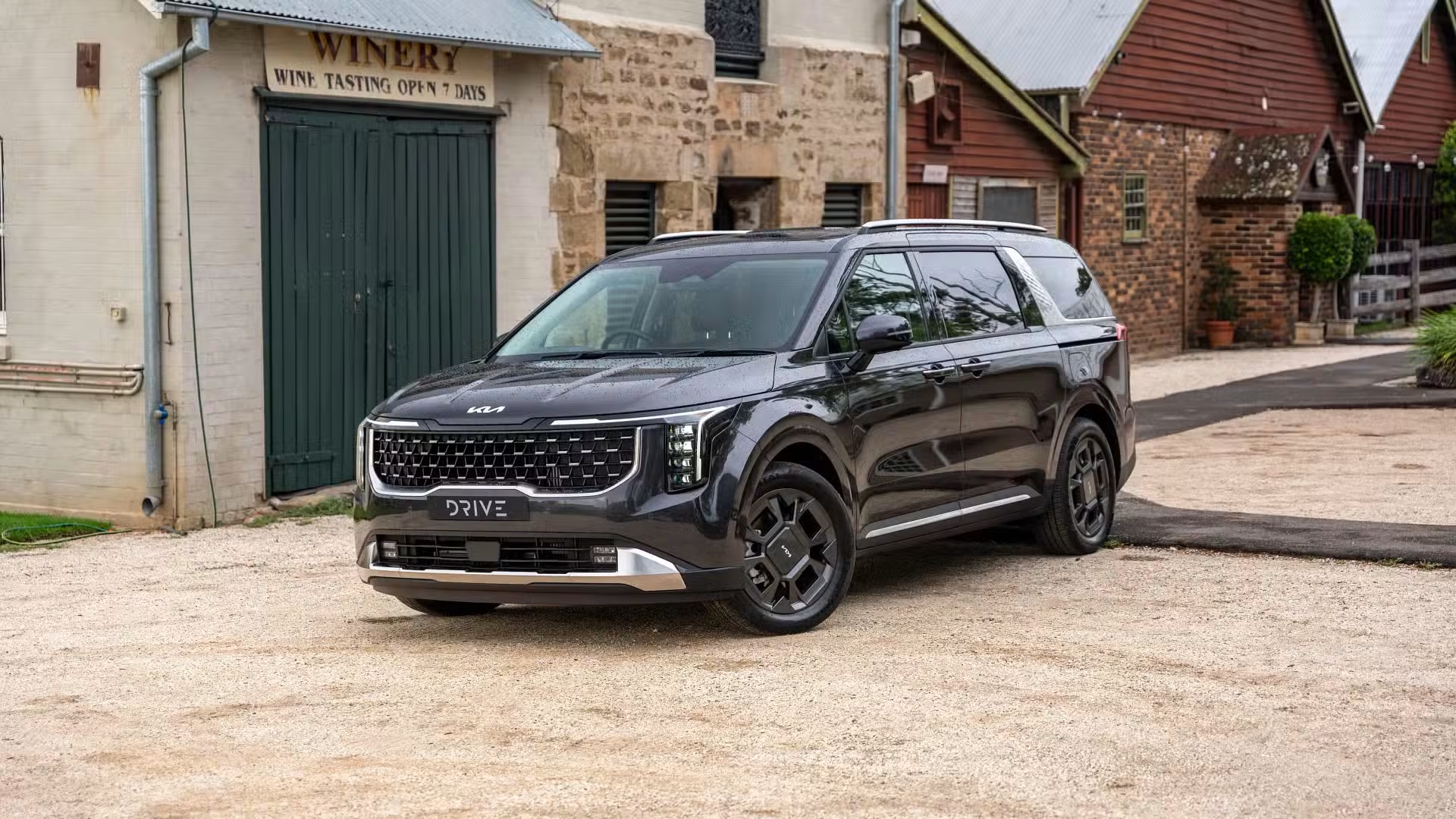 Kia Carnival: The Ultimate Family Mover Dominates Again banner