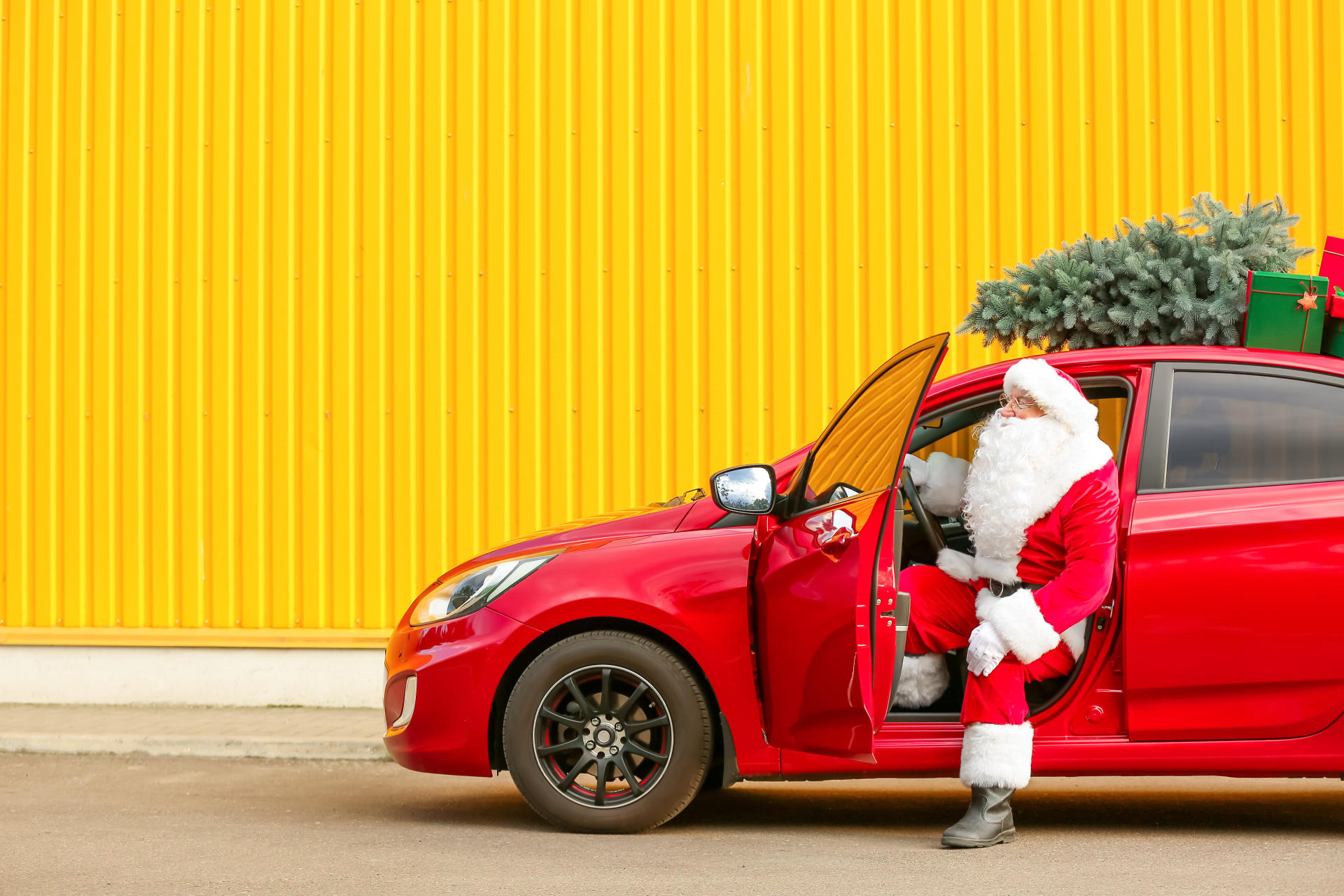 Best Gifts for Car Lovers banner