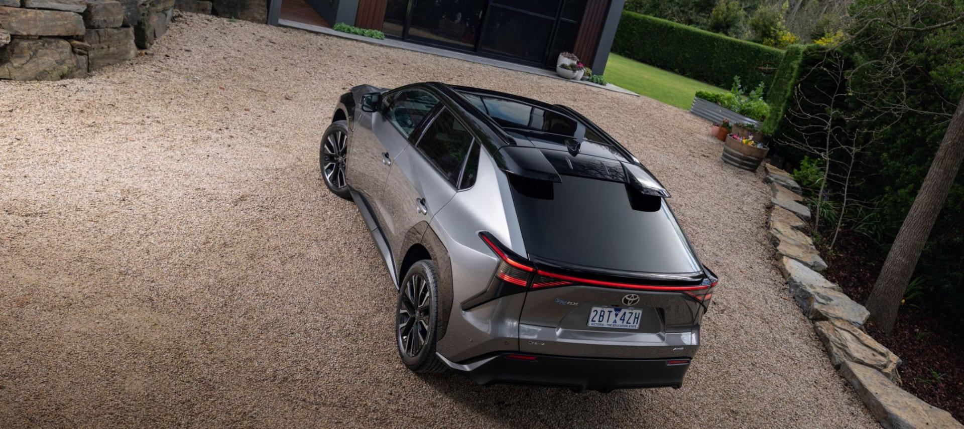  Toyota Electric Driving Range FAQs banner