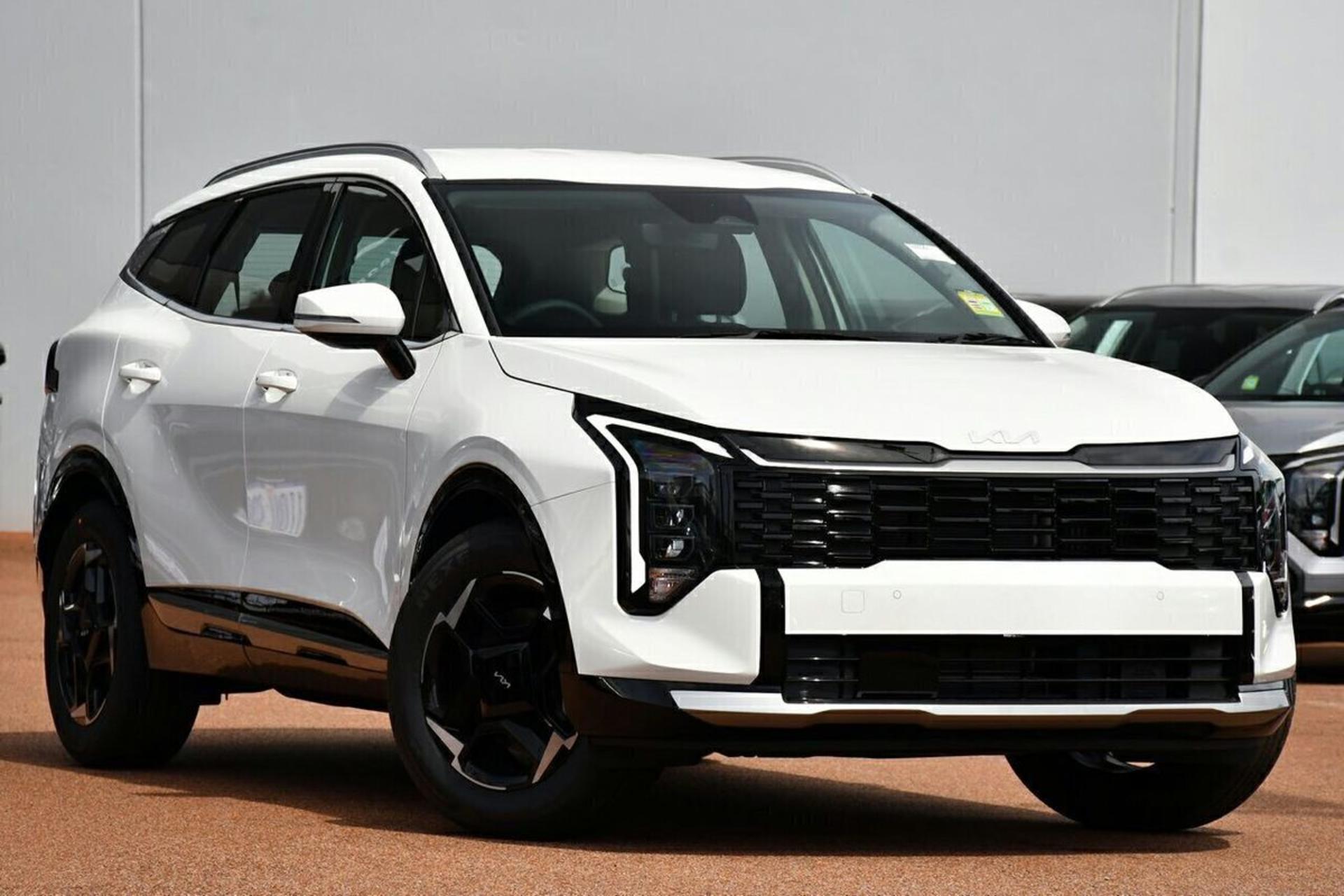 Kia Sportage vs. Hyundai Tucson: Which SUV is right for you? banner