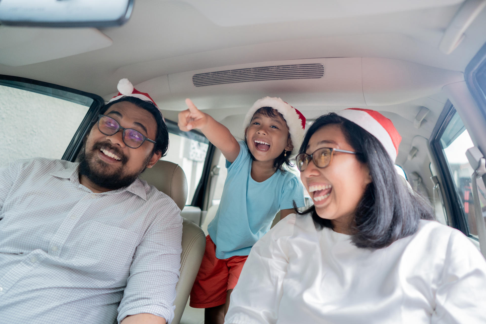 Road Safety Tips for Christmas Travels banner
