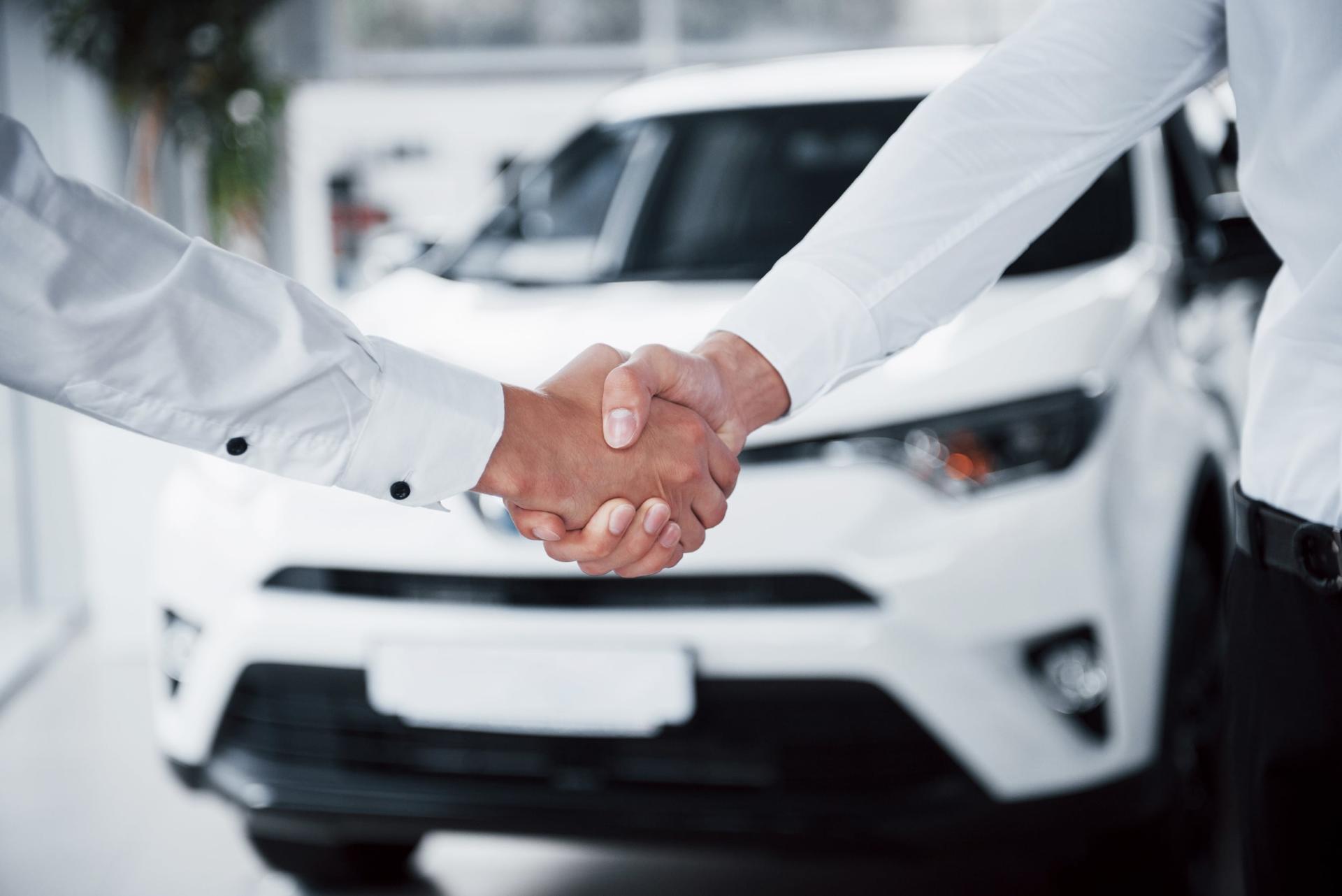 Are Car Trade-Ins Worth It? The Benefits banner
