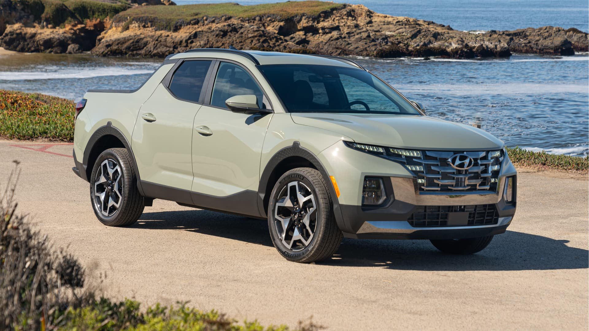 Hyundai Charges Ahead: Electrified Ute Set to Revolutionize Down Under banner