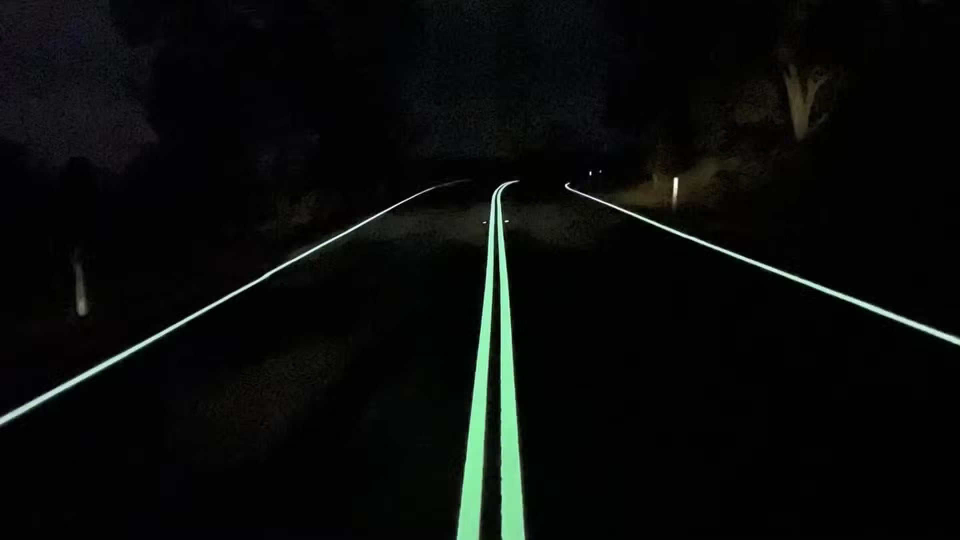 Glow-in-the-Dark Road Markings Trial to Boost Safety on NSW’s Bulli Pass banner
