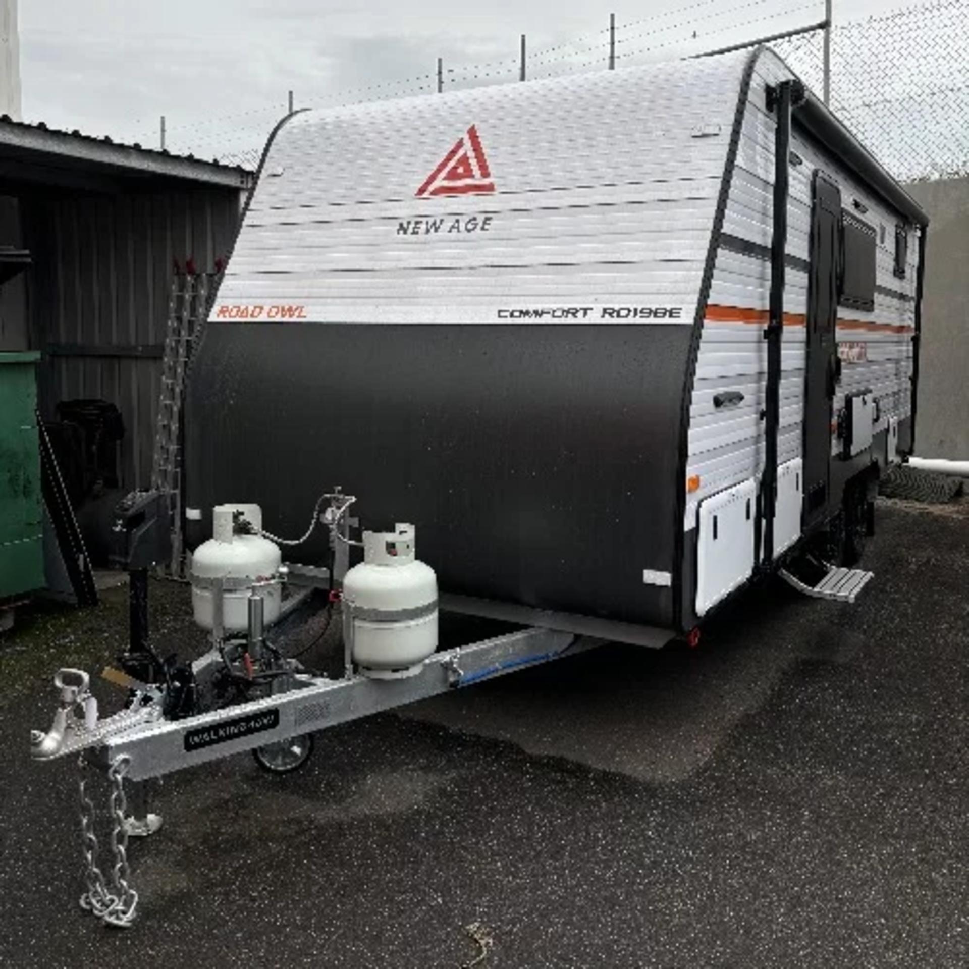 New Age 19ft Road Owl Comfort banner